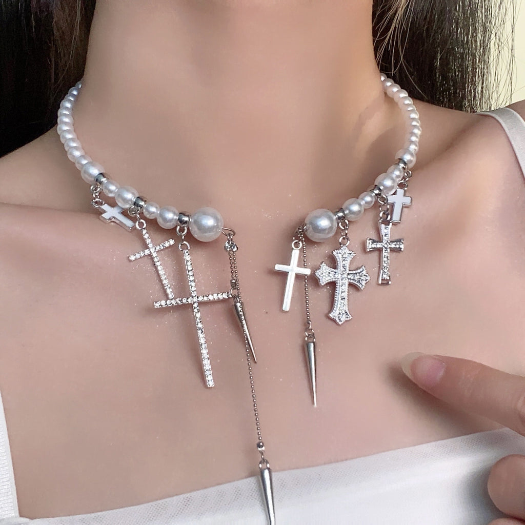 European and American cross heavy industry pearl necklace, dark gothic style multi-layer layered necklace, niche design accessory