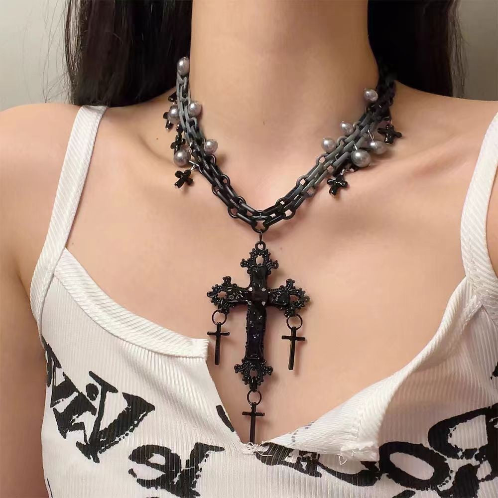 European and American cross heavy industry pearl necklace, dark gothic style multi-layer layered necklace, niche design accessory