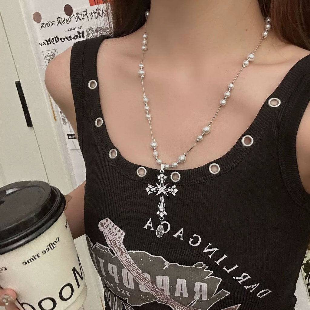 European and American cross heavy industry pearl necklace, dark gothic style multi-layer layered necklace, niche design accessory