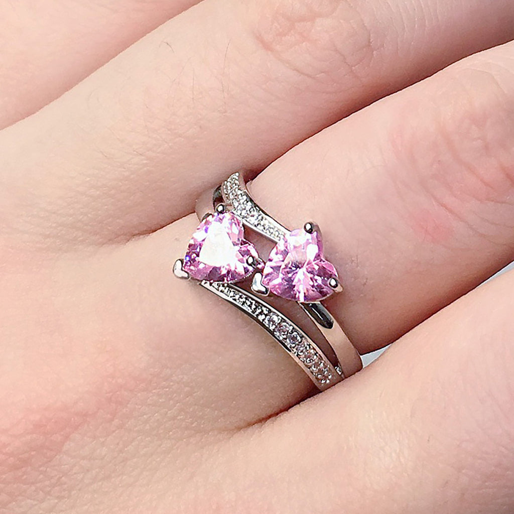 Creative design of twin heart shaped zircon inlaid ring, European and American wish hot selling ring, cross-border jewelry