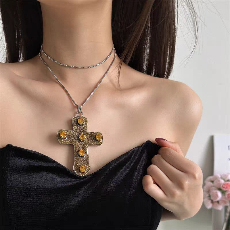 European and American cross heavy industry pearl necklace, dark gothic style multi-layer layered necklace, niche design accessory