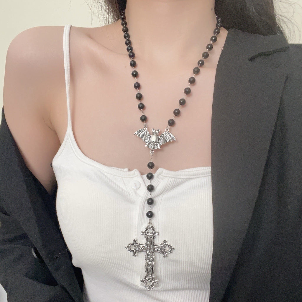 European and American cross heavy industry pearl necklace, dark gothic style multi-layer layered necklace, niche design accessory