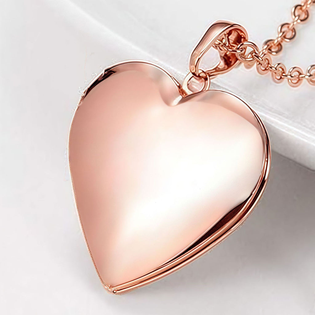 Stainless steel heart-shaped smooth pendant can open photo box, European and American cross-border fashion necklace, women's jewelry